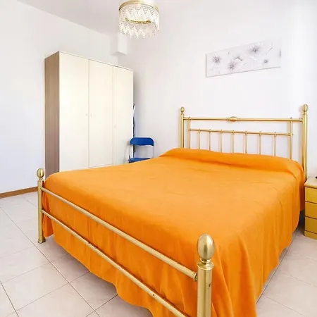 Casa Luca Con Parcheggio By Zoom In Earth דירה